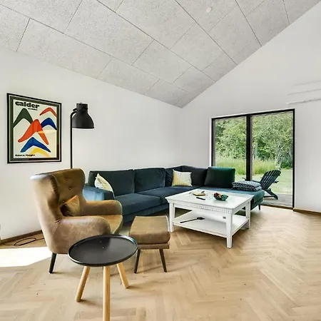 Beautiful In Hjby With Wifi And 4 Bedrooms * Højby