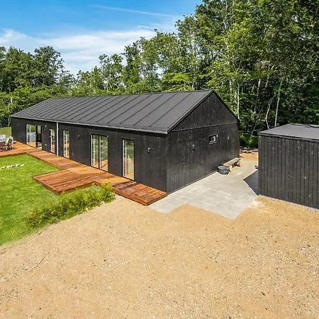 Beautiful In Hjby With Wifi And 4 Bedrooms Ferienhaus *