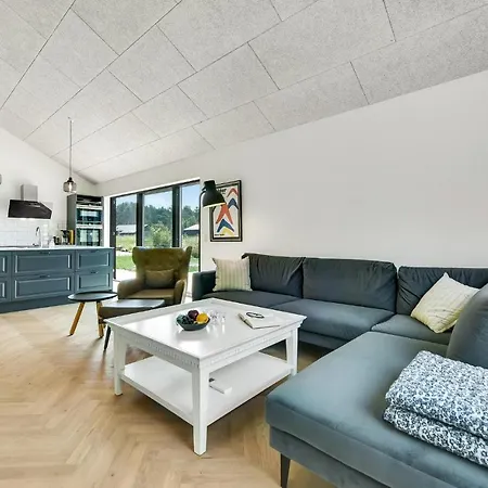 Beautiful In Hjby With Wifi And 4 Bedrooms * Højby