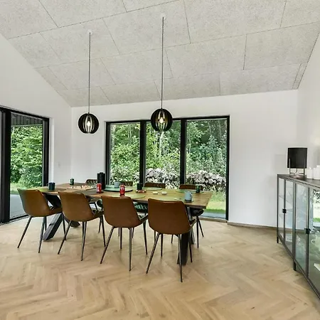 Ferienhaus Beautiful In Hjby With Wifi And 4 Bedrooms Højby