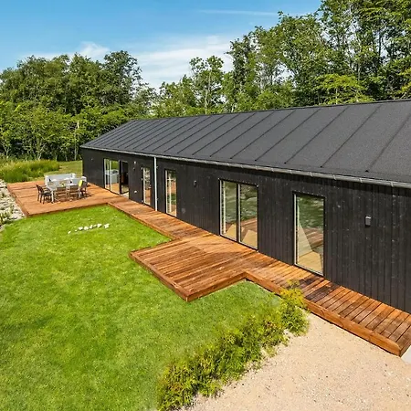 Ferienhaus Beautiful In Hjby With Wifi And 4 Bedrooms *
