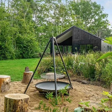 Ferienhaus Beautiful In Hjby With Wifi And 4 Bedrooms *