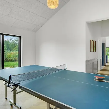 Ferienhaus Beautiful In Hjby With Wifi And 4 Bedrooms *